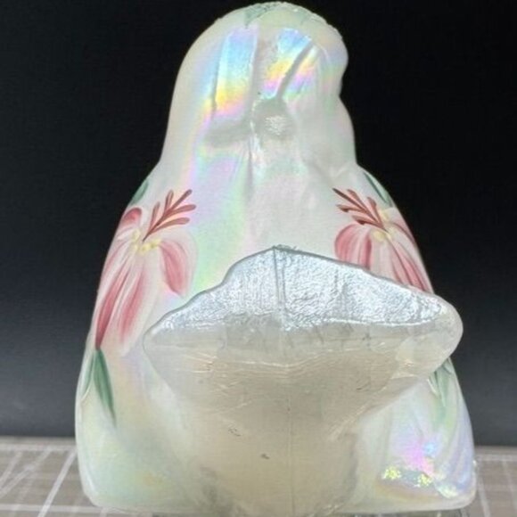 Fenton Handpainted Iridescent Glass Bird Figurine By J. Grove - Picture 4 of 6